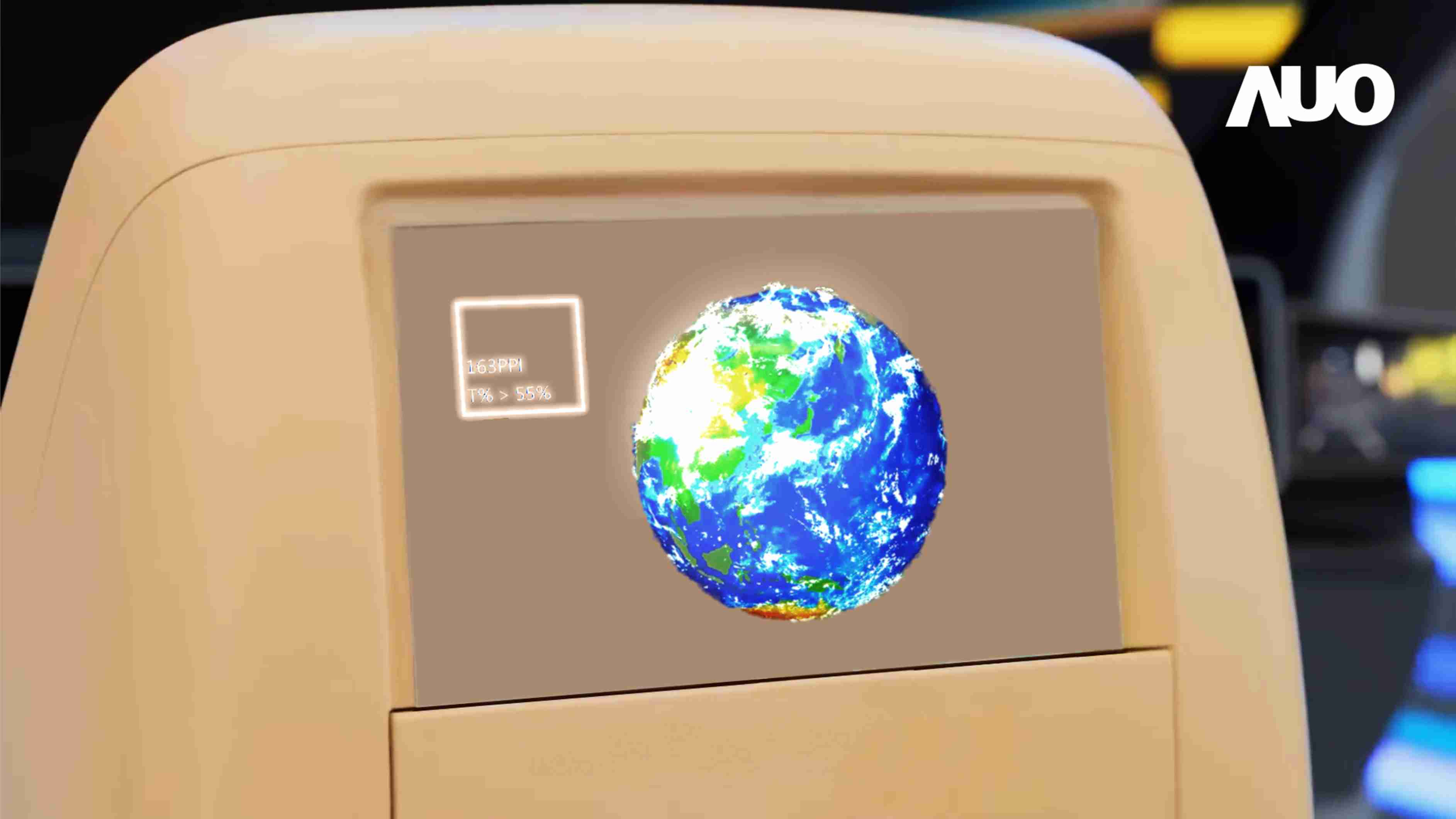 杏悦2突破设计与制程挑战，，推出全球最高分辨率163ppi的13.5吋透明Micro LED面板，，，并积极布局智能车市场，，以期拓展透明显示应用的可能性